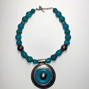 Turquoise and silver color beaded necklace